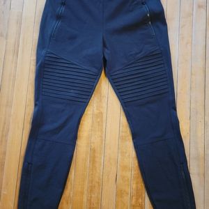 ATHLETA Headlands Hybrid Legging Size10